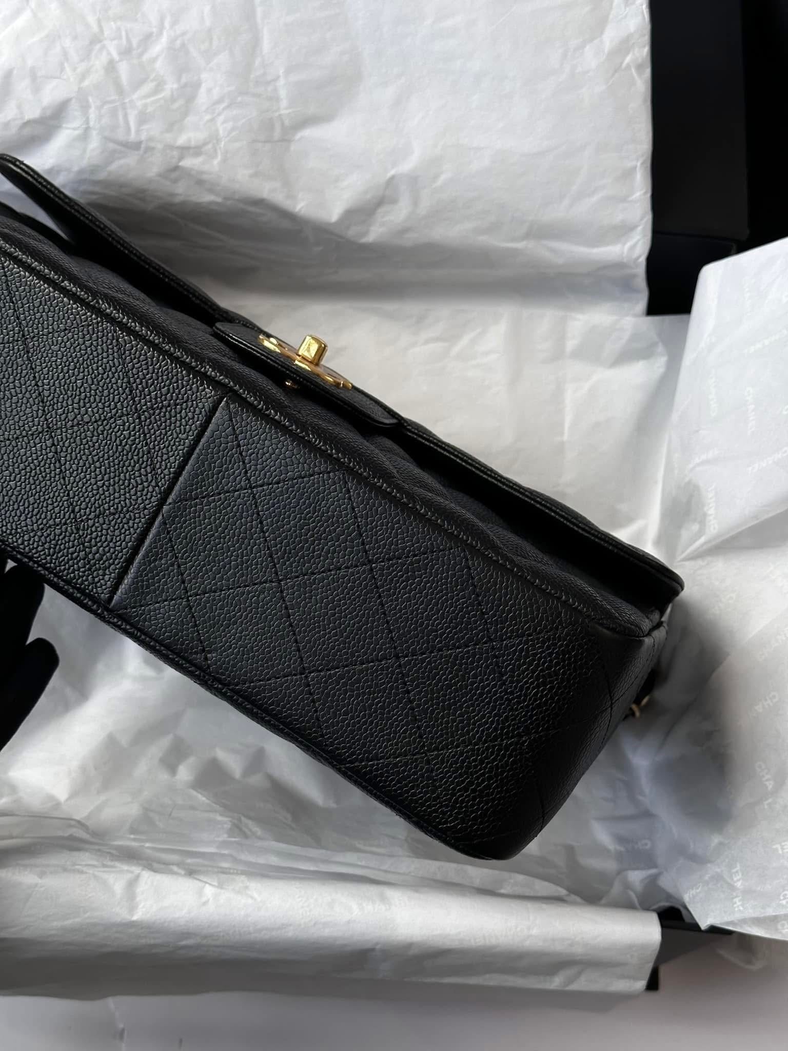 CHANEL Black Jumbo Classic Single Flap